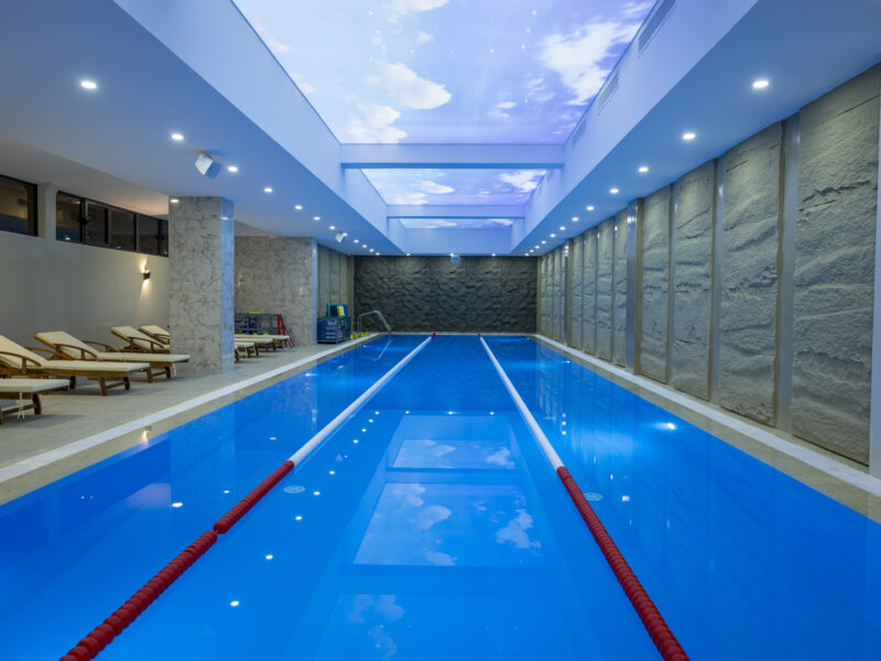 Piscină